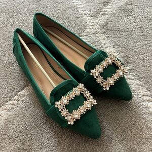 Chase & Chloe Emerald Embellished Flats